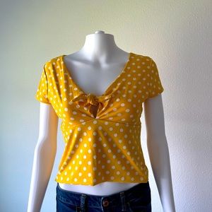 Morning kisses New York yellow polka dot top